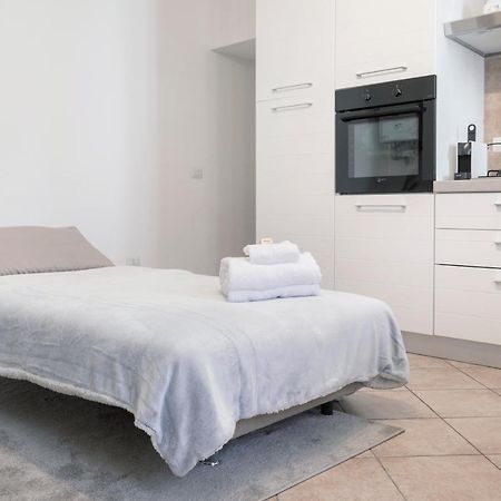 Aura Apartment - Como City Centre מראה חיצוני תמונה